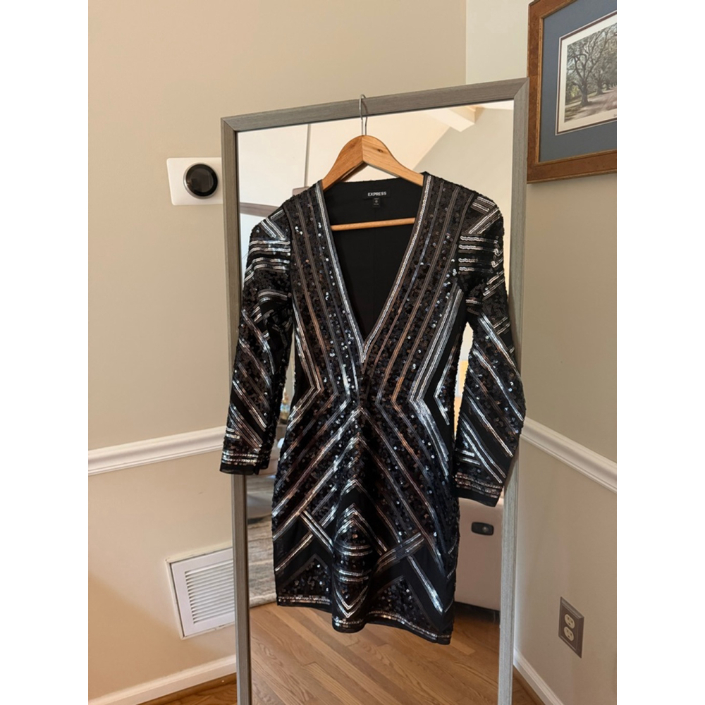 EXPRESS Black Silver Sequin Mini Dress XSP - Picture 7 of 7